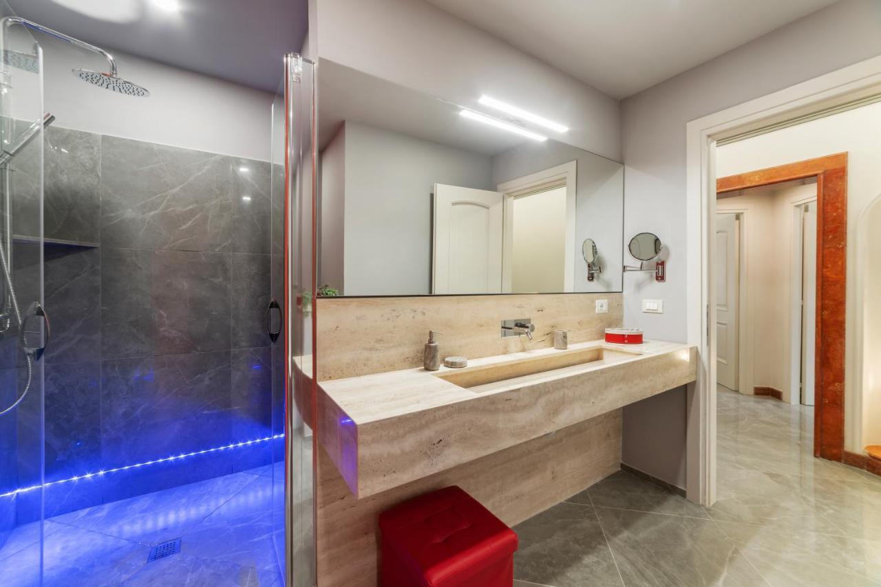 Bmga L Viapaola43 Palace Рим Экстерьер фото