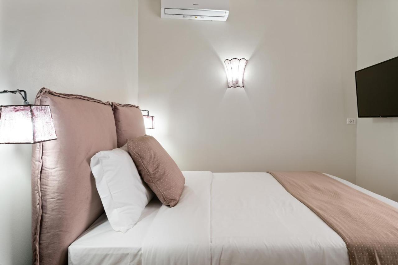 Bmga L Viapaola43 Palace Рим Экстерьер фото